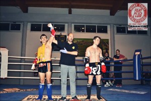 Muay thai_Giovanni Mulas vince contro Mastinu
